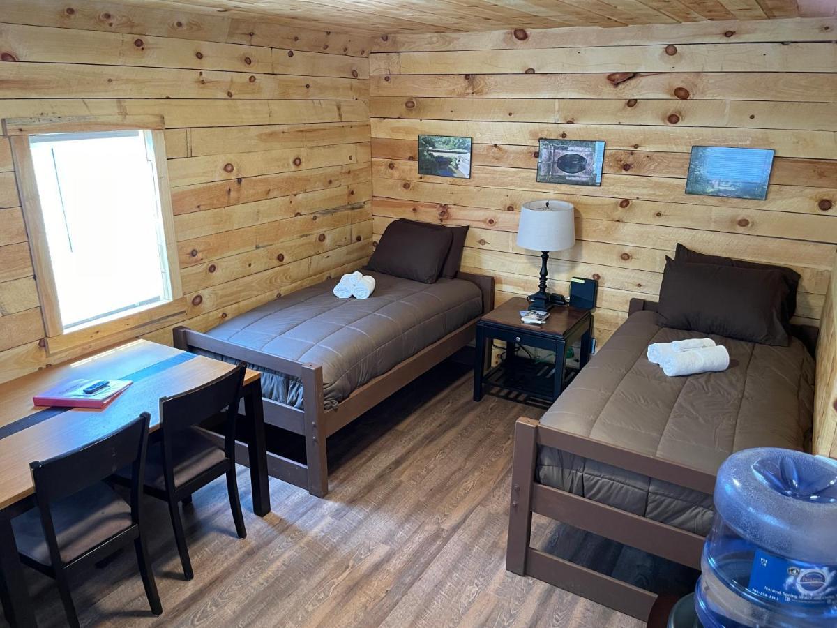 Canal Cabins Paw Paw Buitenkant foto